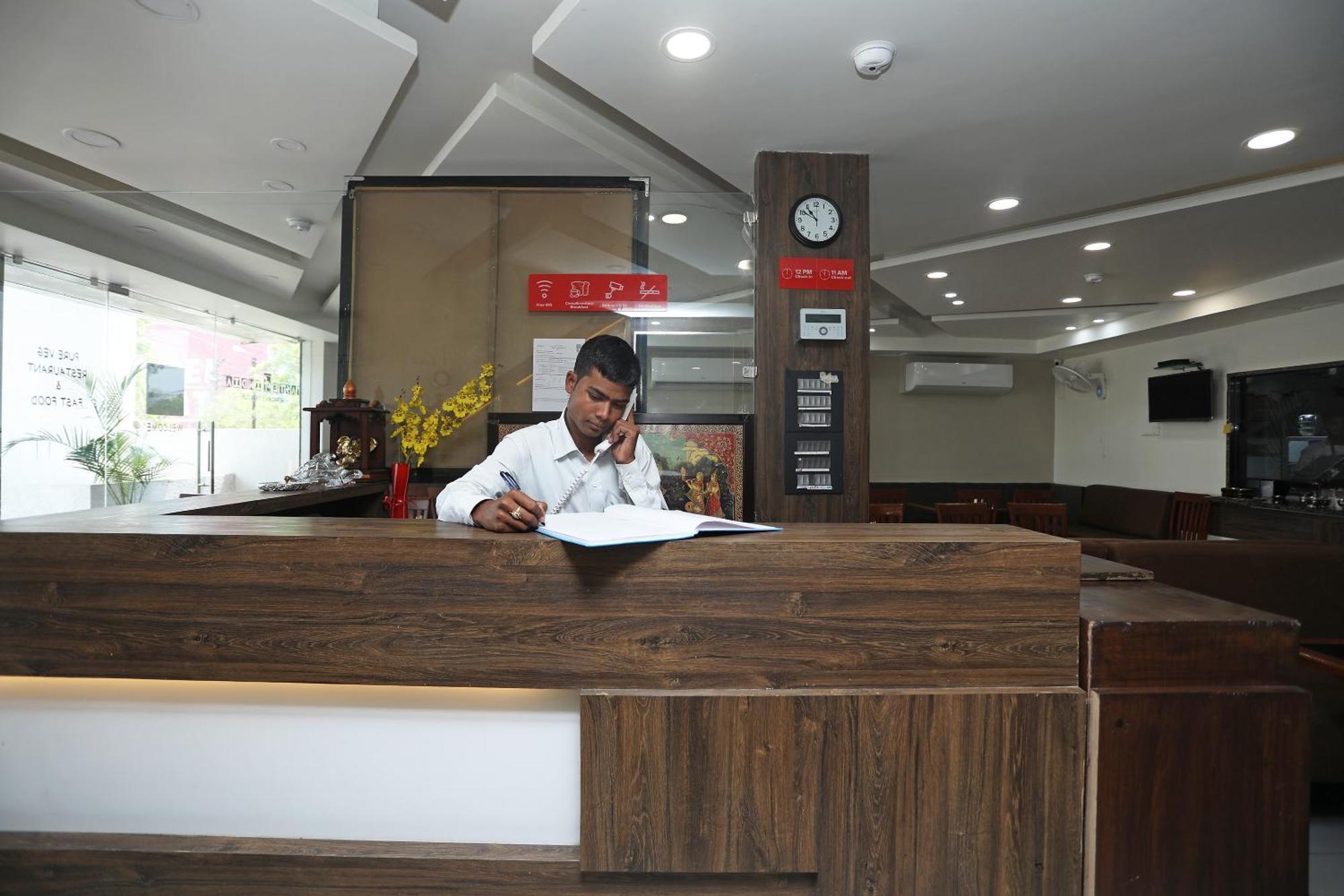 Super Hotel O Taste Of Temple Bhopal Zewnętrze zdjęcie