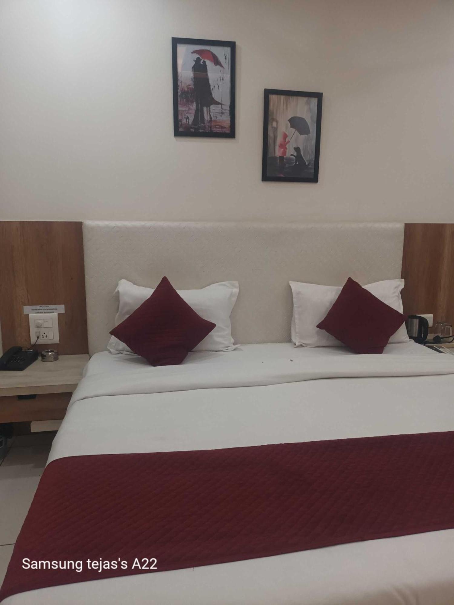 Super Hotel O Taste Of Temple Bhopal Zewnętrze zdjęcie