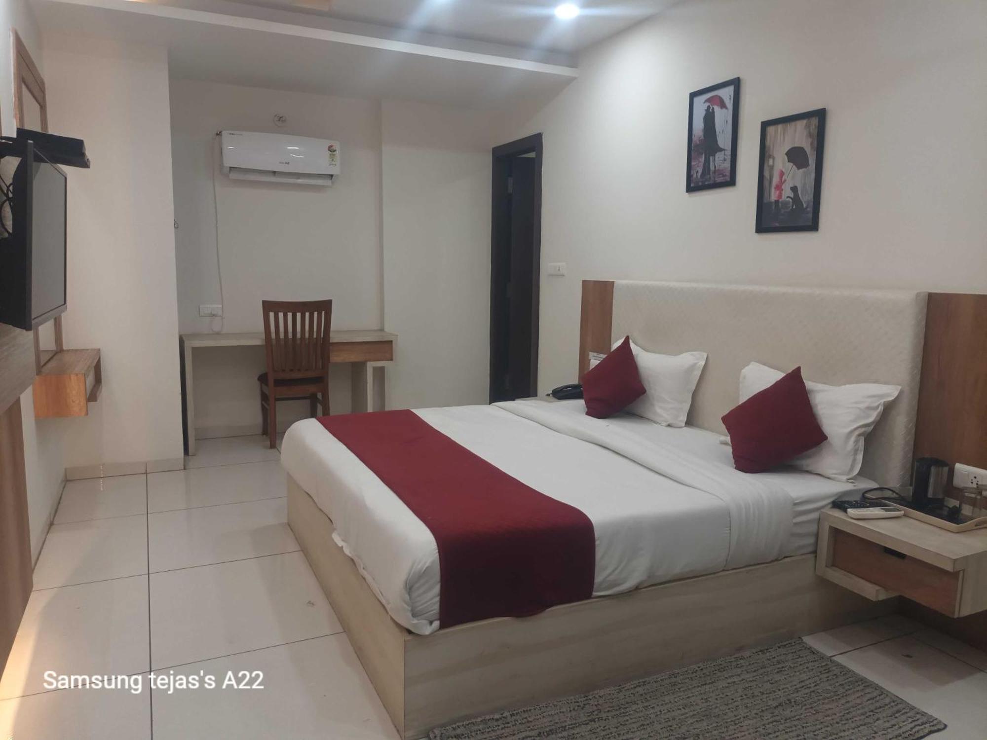 Super Hotel O Taste Of Temple Bhopal Zewnętrze zdjęcie