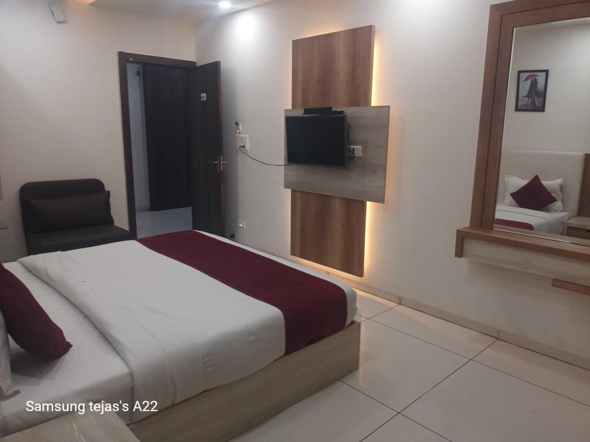 Super Hotel O Taste Of Temple Bhopal Zewnętrze zdjęcie
